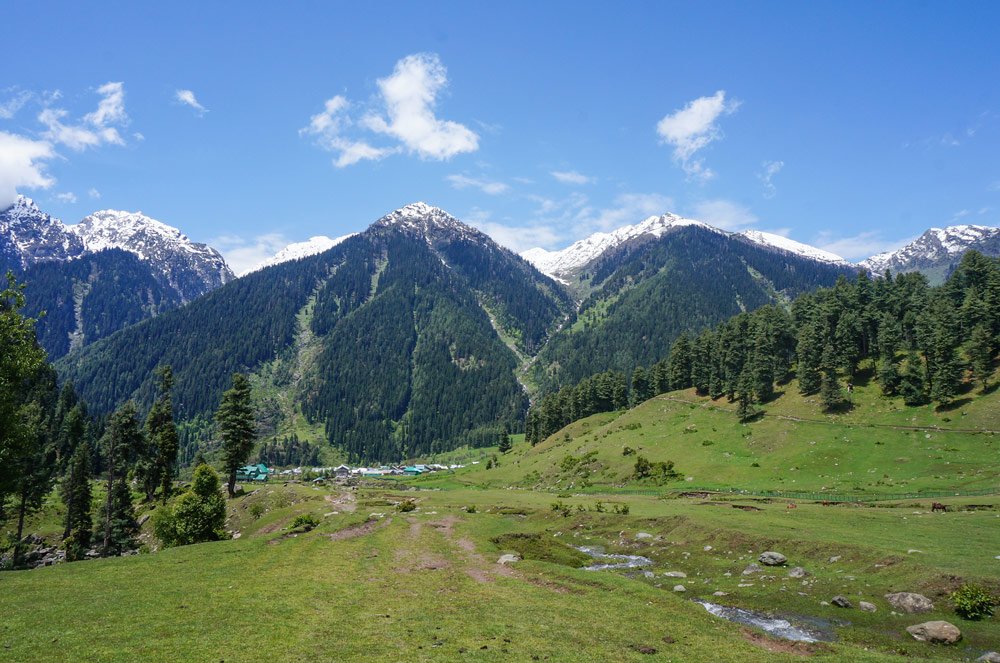 Aru Valley – Hidden Gem near Pahalgam - United Royal Tours | Best ...