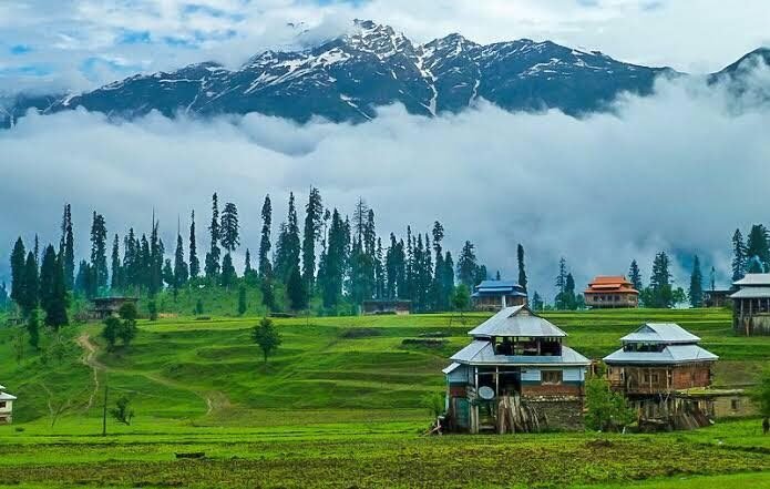 Discover the Kashmir You’ve Dreamed of with United Royal Tours – The Best Travel Agency in Kashmir